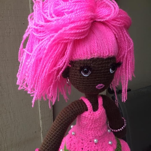 Meet your Posher, Ruby - Picture 2 of 2